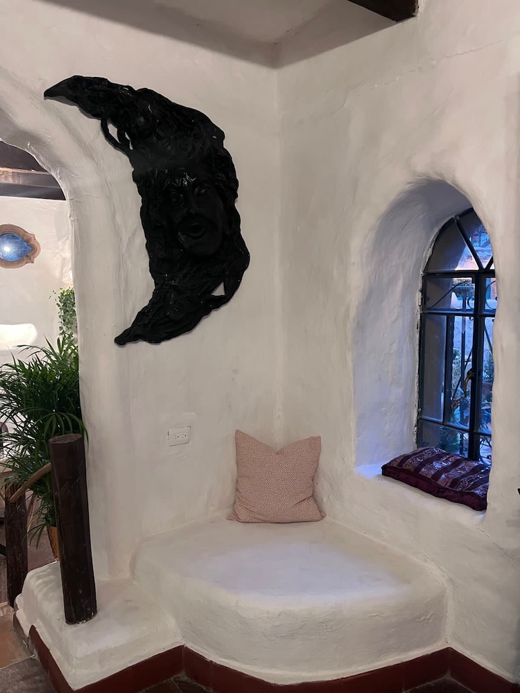 Family House photo 2