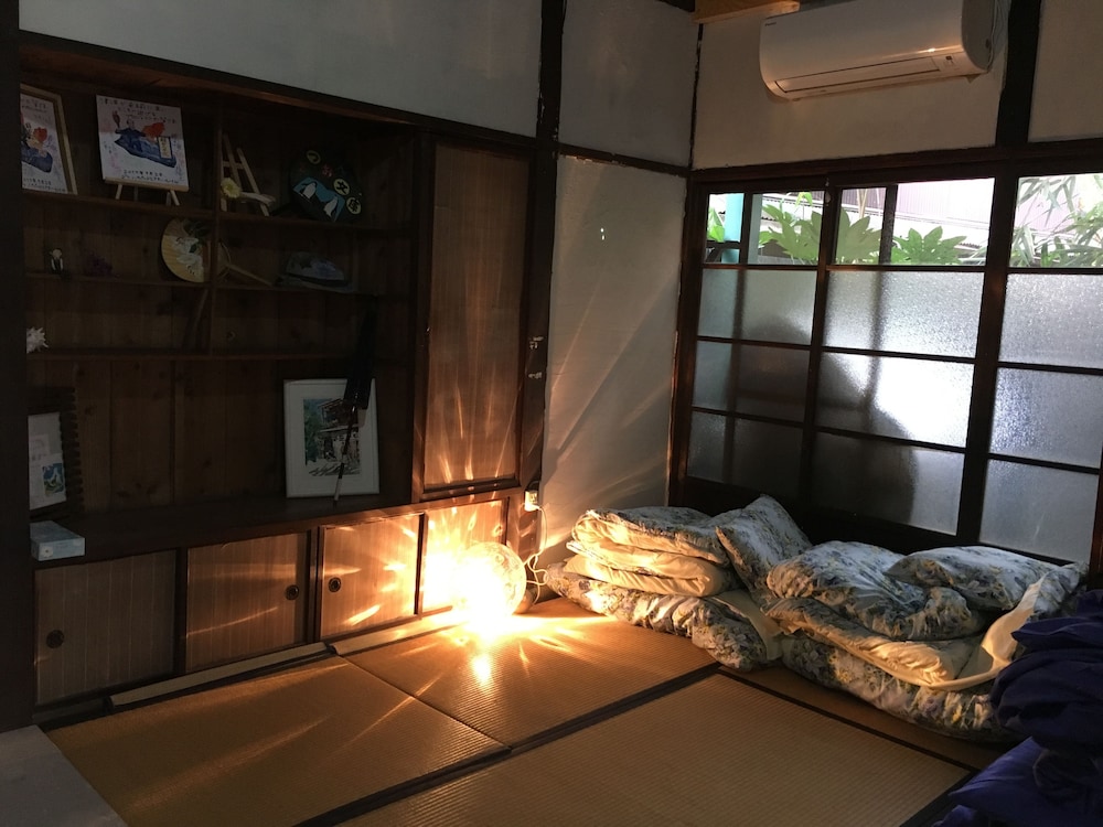 1F Japanese Traditional room WA Max 4 pax (Non-Smoking, Free Wi-Fi) photo 2