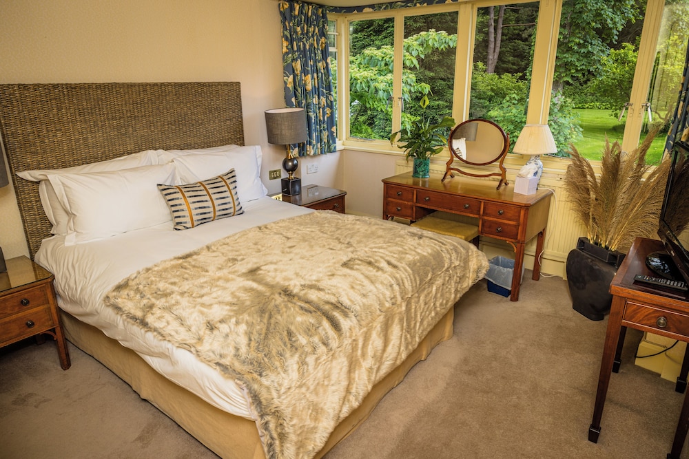 Traditional Suite