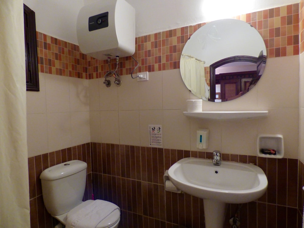 Deluxe Double or Twin Room, Sea View photo 2