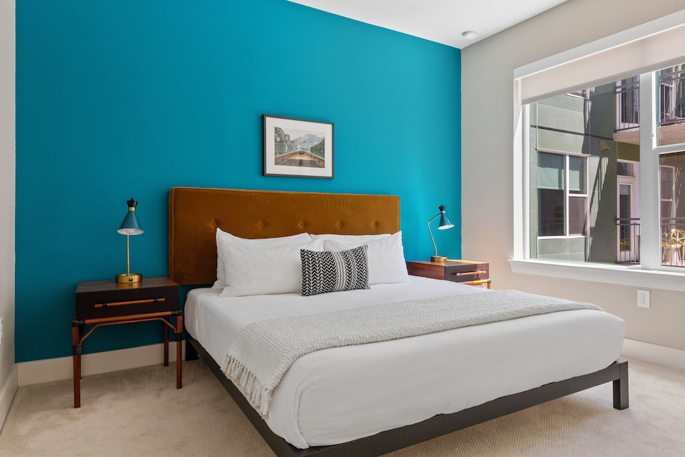 Signature Apartment, 1 Bedroom, Balcony (Self Check-in with Virtual Front Desk)