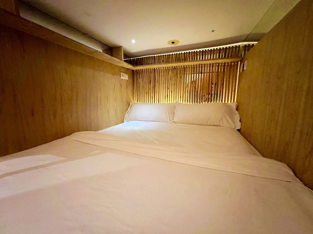 Private Double Bedroom - Photo 1