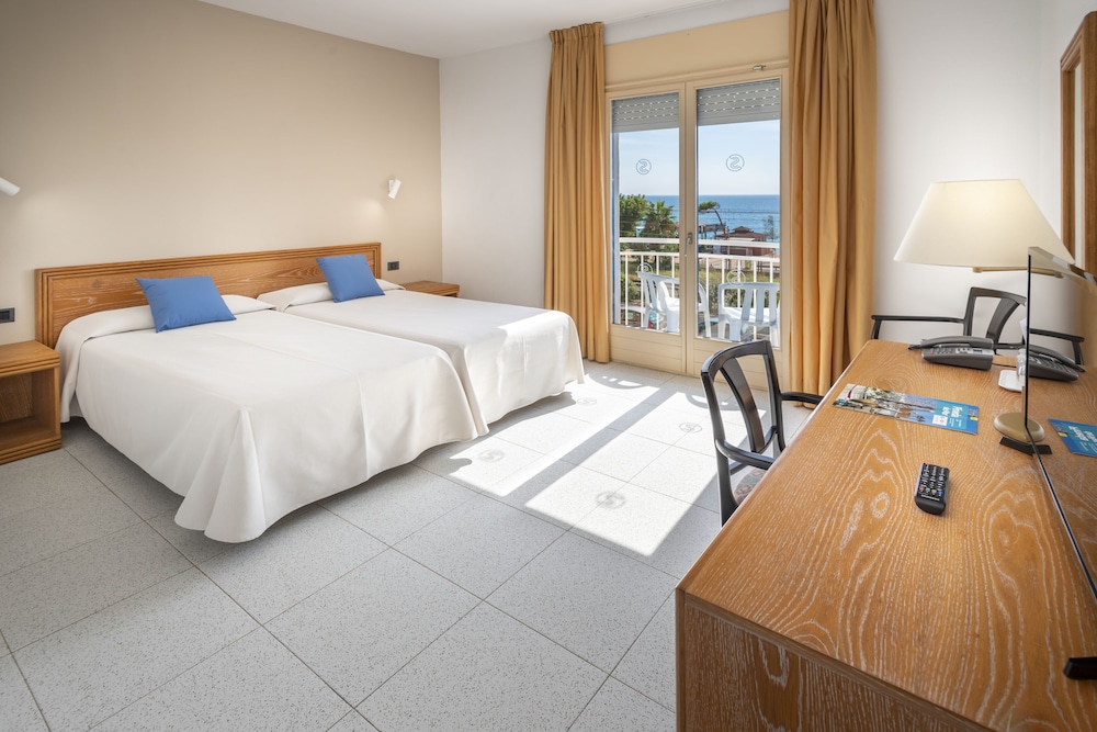 Superior Double Room - Photo 1