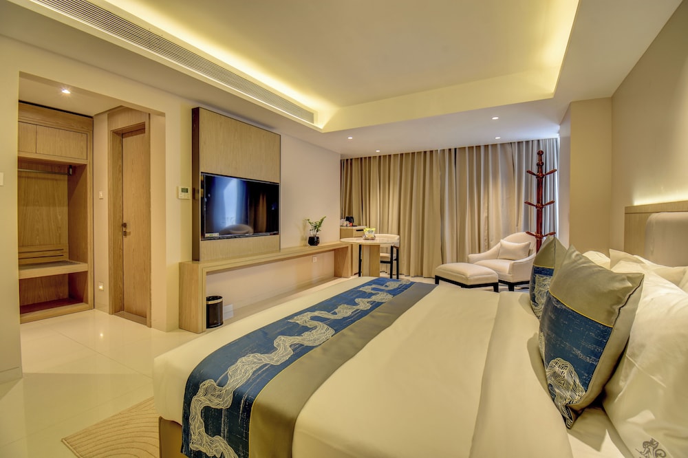Deluxe Room, 1 King Bed
