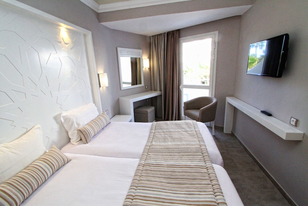 Standard Room photo 2