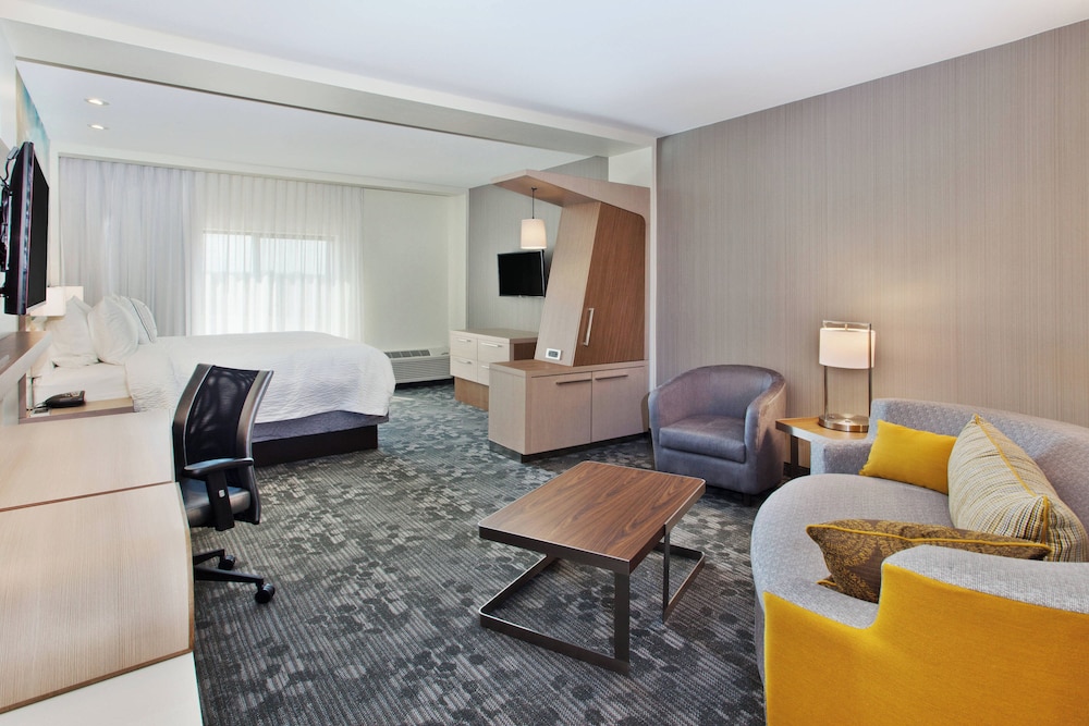 Suite, 1 King Bed