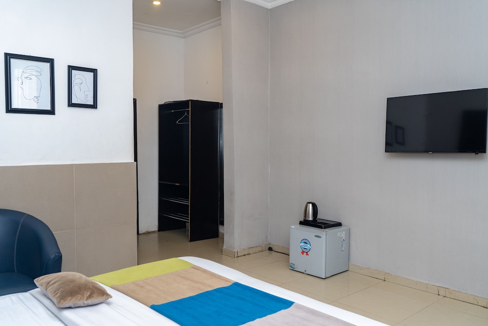 Deluxe Room, Non Smoking - Photo 3