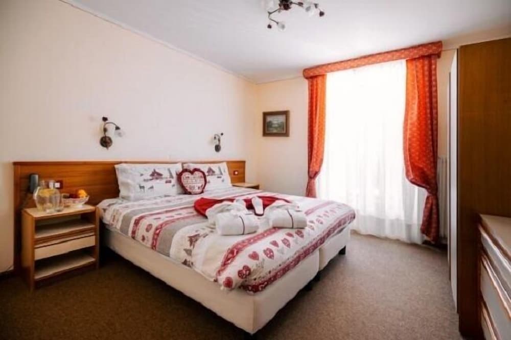 Standard Room, Lake View