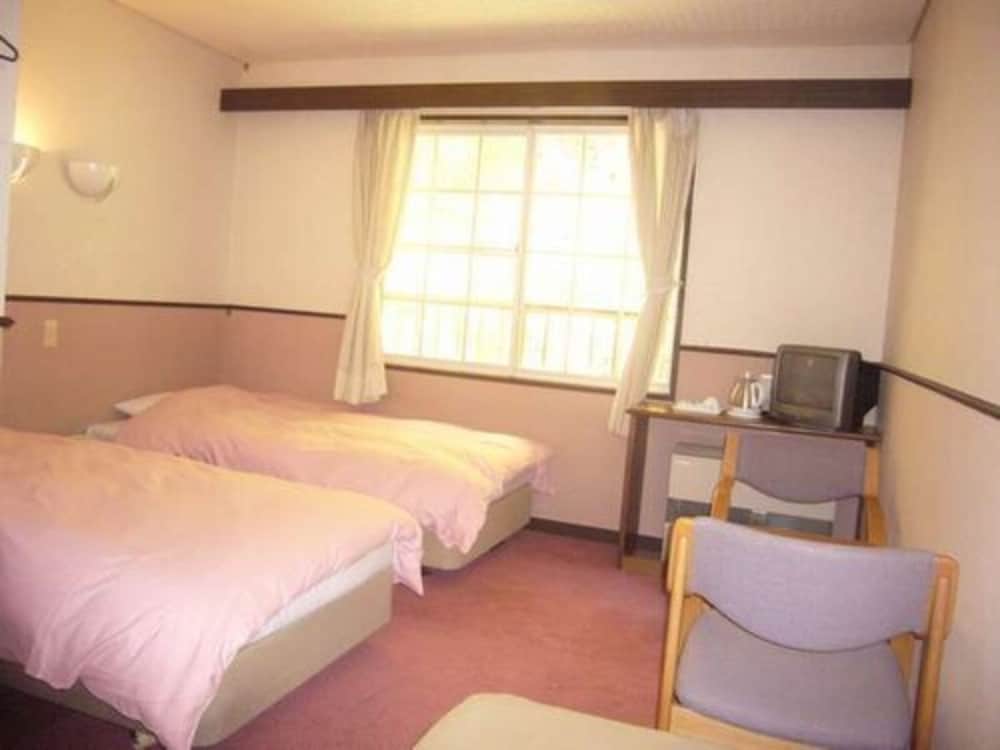 Triple Room - Photo 2