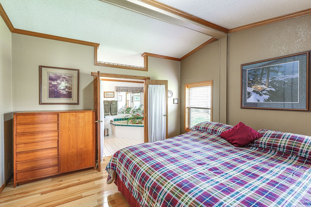 House (4 Bedrooms) photo 1