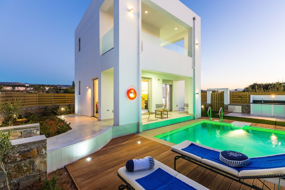 Villa, 3 Bedrooms, Sea View photo 2