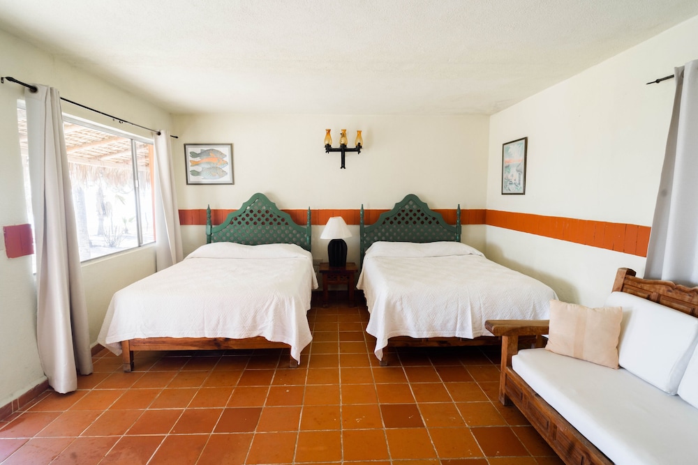 Panoramic Quadruple Room, 1 Bedroom, Patio, Partial Ocean View photo 1