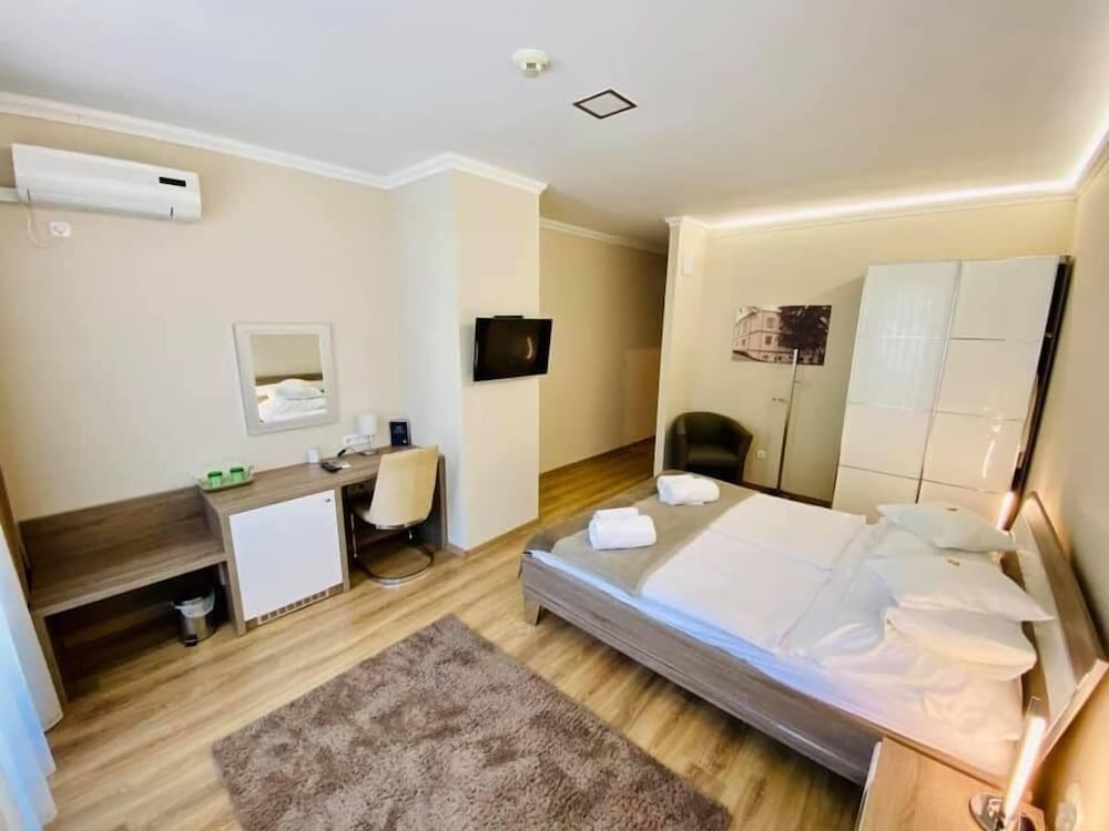 Premium Superior first floor photo 3