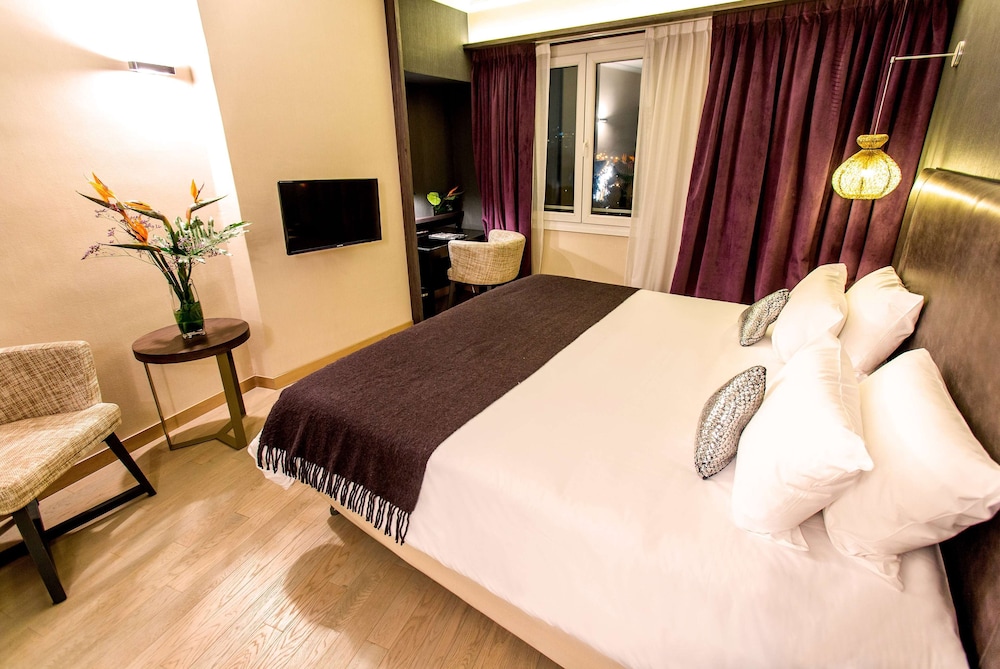 Room, 1 King Bed, Non Smoking (Street View) photo 1