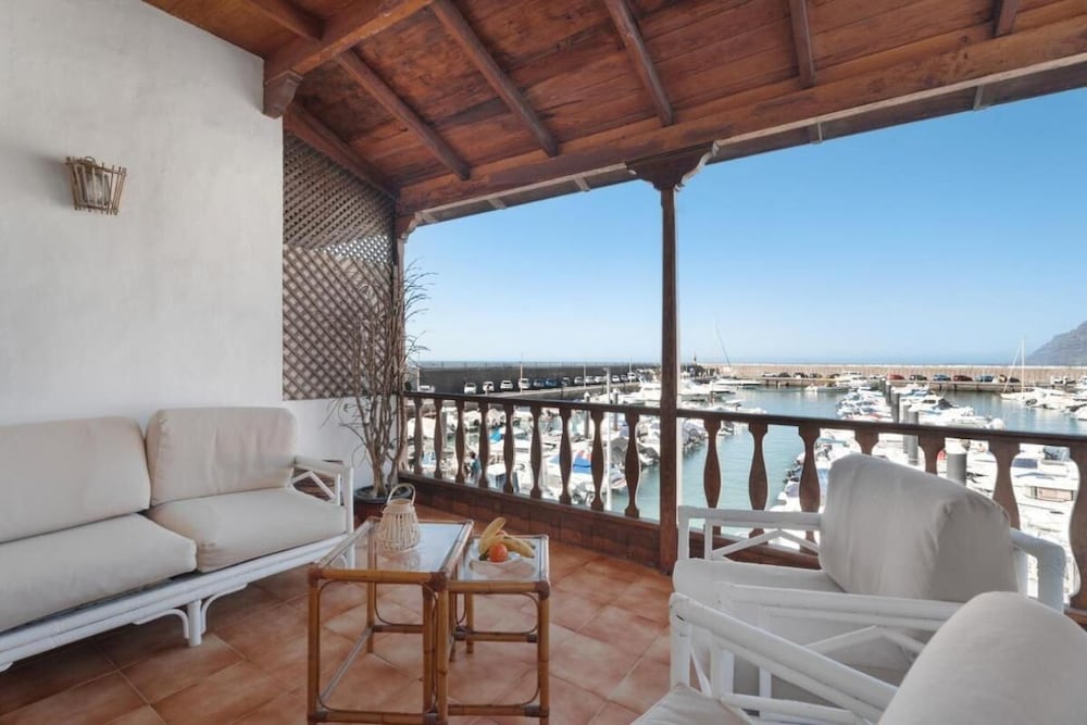 Apartment, 2 Bedrooms, Accessible, Smoking
