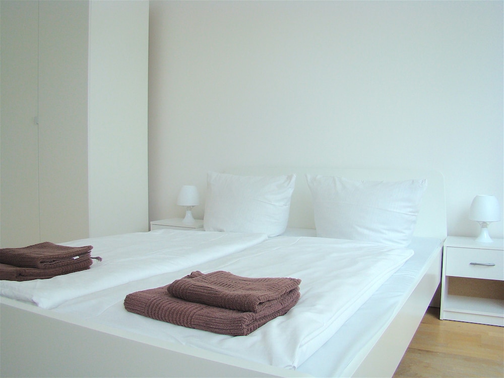 Double Room, Shared Bathroom photo 3