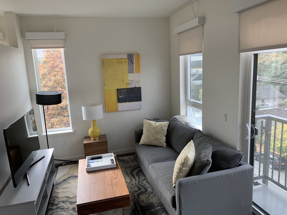 Premium Apartment, 1 Queen Bed, Kitchen photo 2