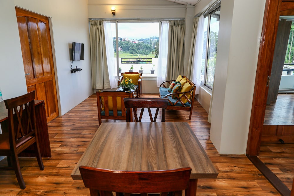 Exclusive Studio Suite photo 1