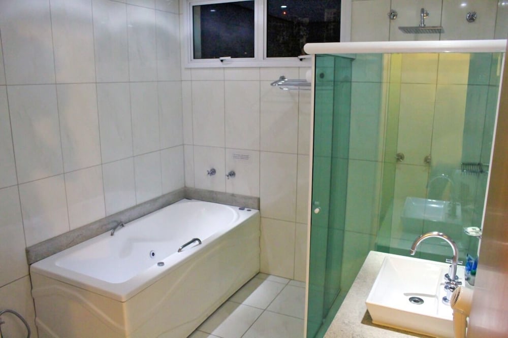 Deluxe Studio Suite