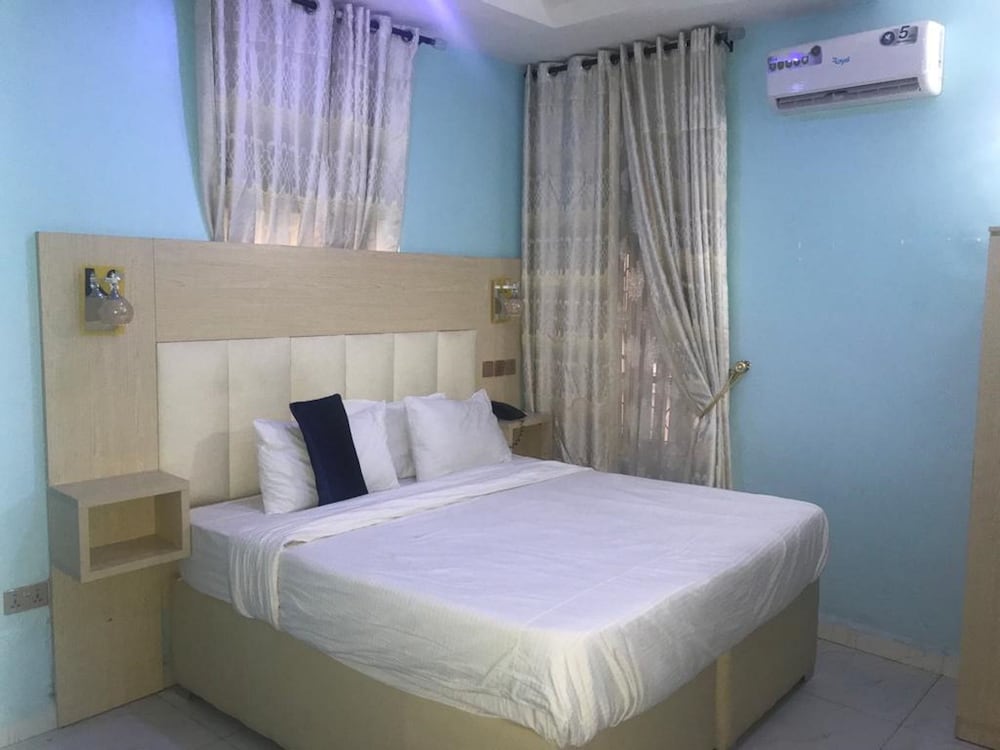Standard Room photo 3