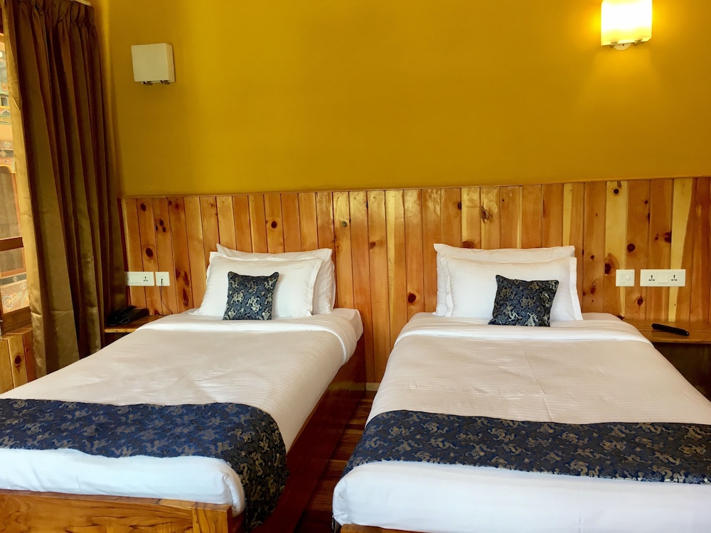 Deluxe Double Room Single Use, 1 Bedroom, Hill View photo 1