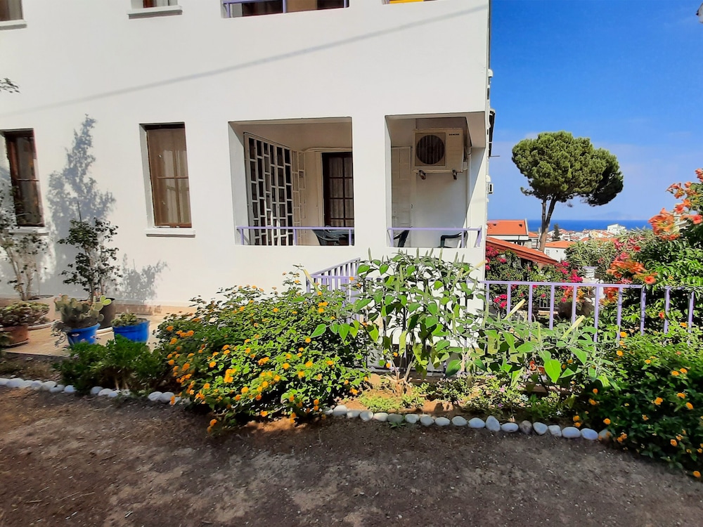 Condo, 2 Bedrooms, Partial Sea View, Garden Area (3 No) photo 1