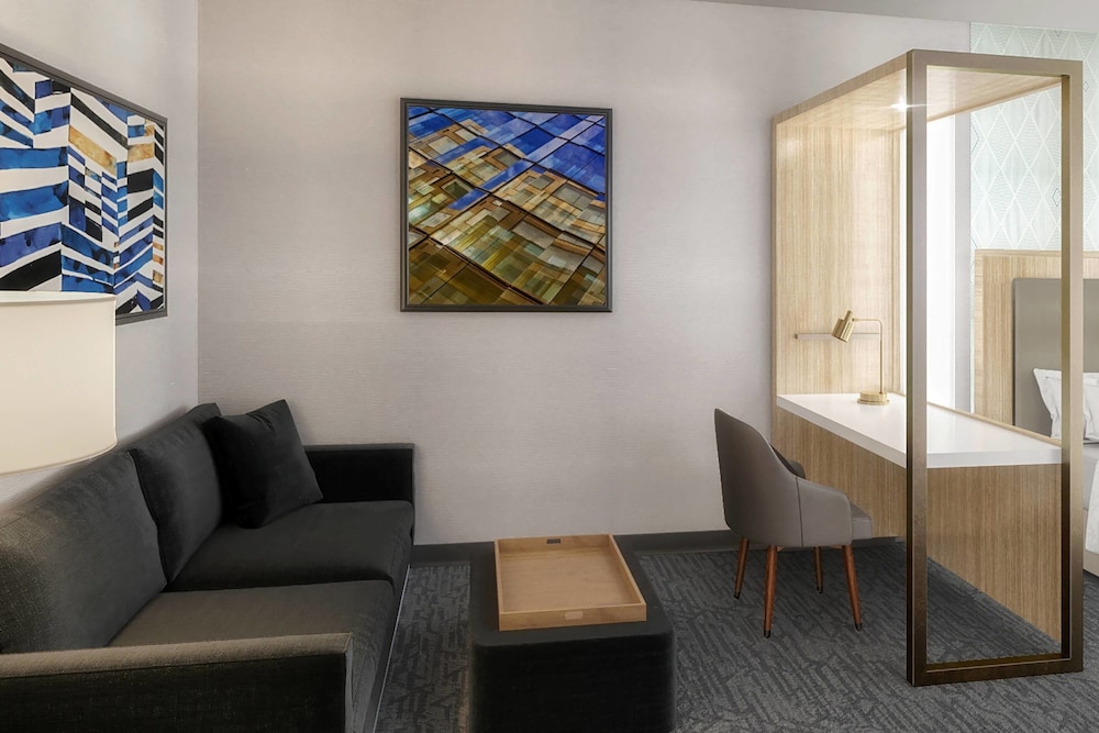 Suite, 2 Queen Beds (Mobility/Hearing Accessible, Tub) photo 3