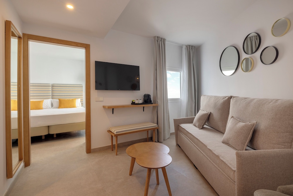 Junior Suite, Balcony