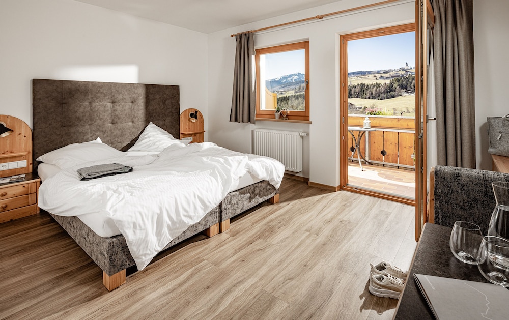 Economy Room (Village View)