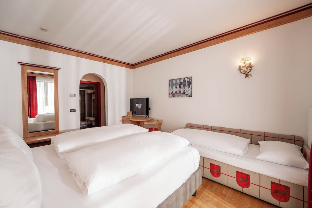 Family Triple Room photo 2