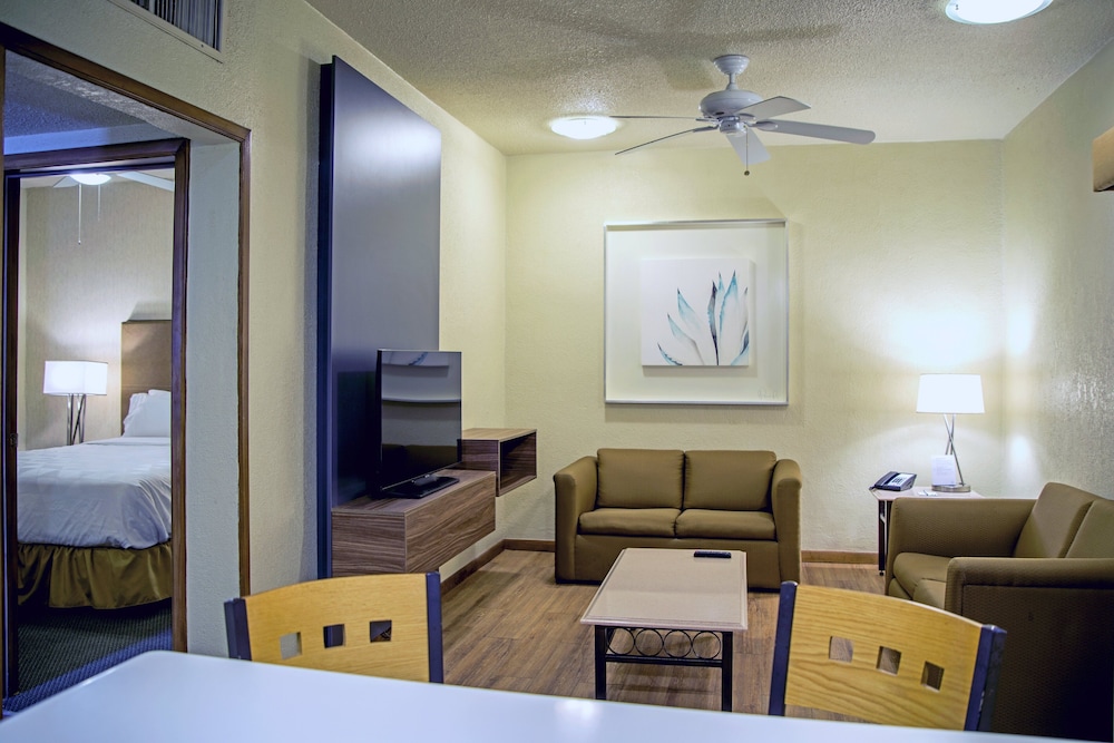 Suite, Multiple Beds - Photo 1