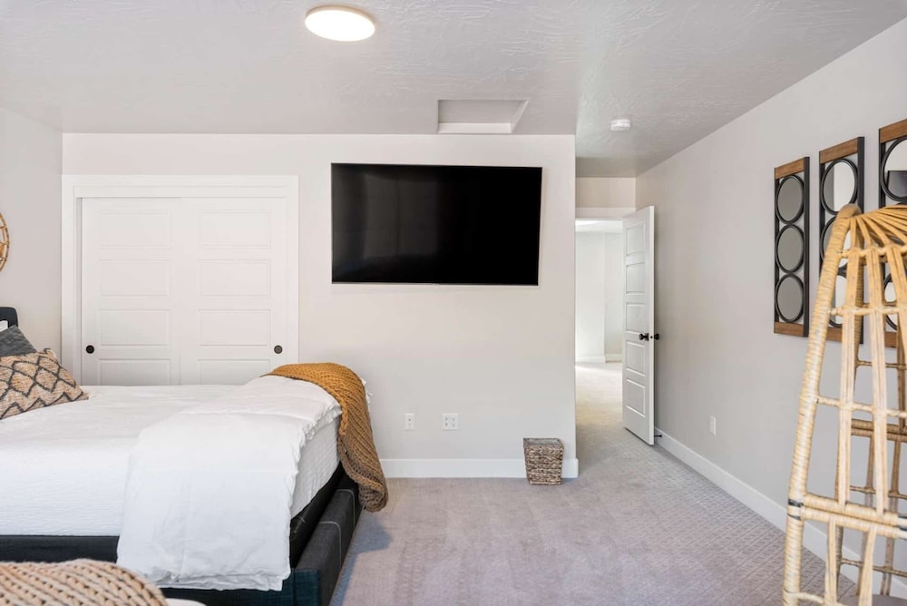 Townhome, 5 Bedrooms