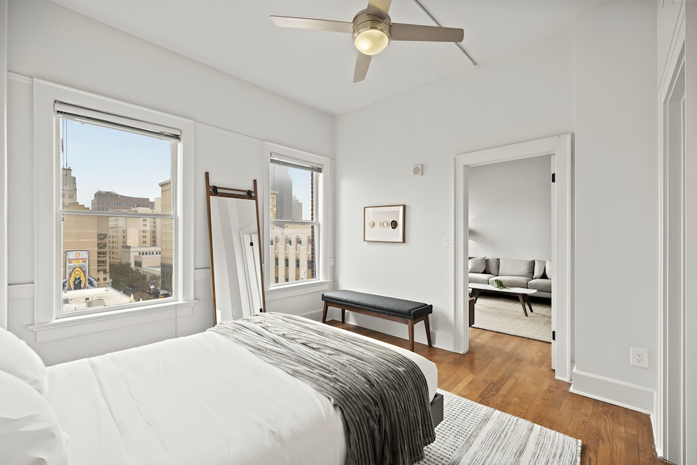 One Bedroom Apartment