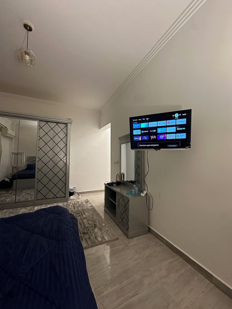 Luxury Villa, 3 Bedrooms, Kitchen, Ground Floor photo 1