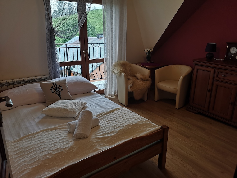 Double Room, Balcony, Mountain View photo 1