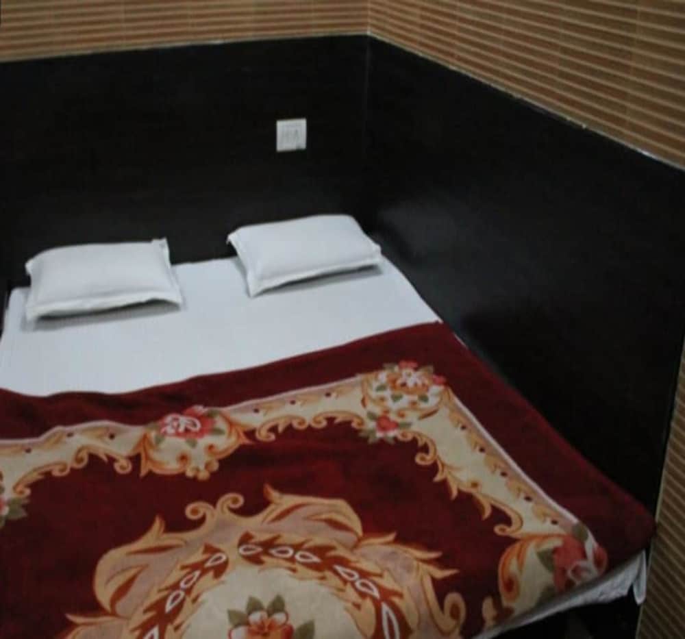 Standard Twin Room photo 1