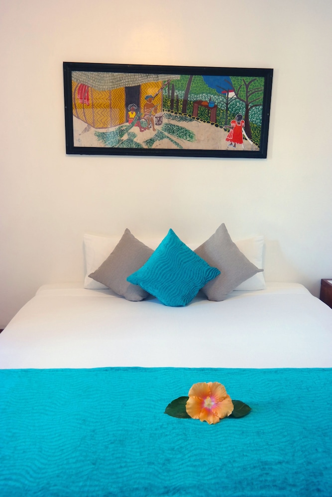 Pool View Room photo 3