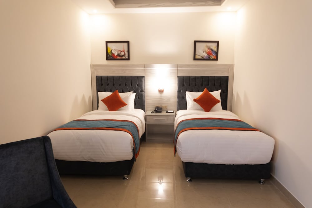 Standard Twin Room photo 1