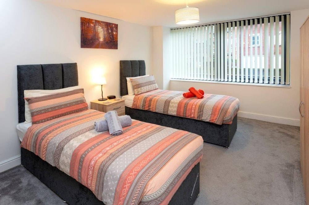 Apartment, 2 Bedrooms, City View