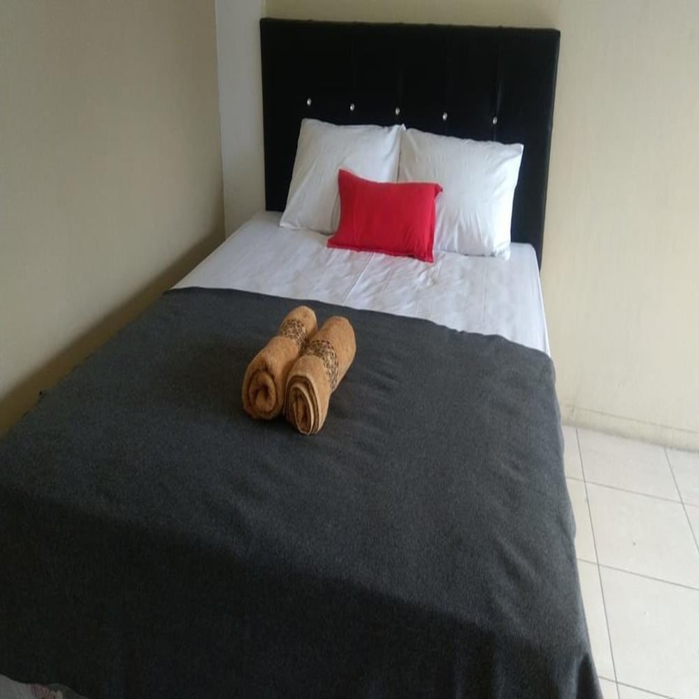 Standard Room, Shared Bathroom