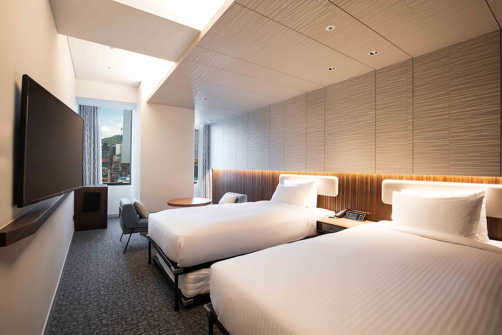 Deluxe Twin Room - 3 Person (Credit Cards Only) - Photo 7