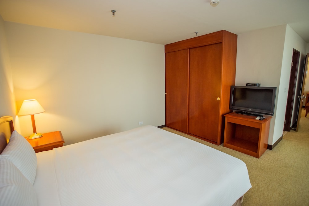 Standard Room - Photo 7