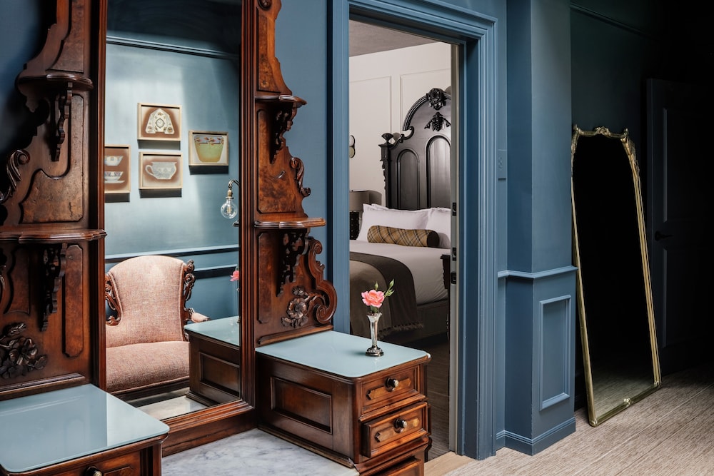 Room (Salon) photo 1