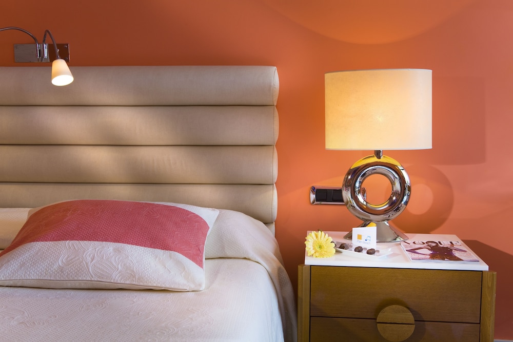 Standard Double Room - Photo 2