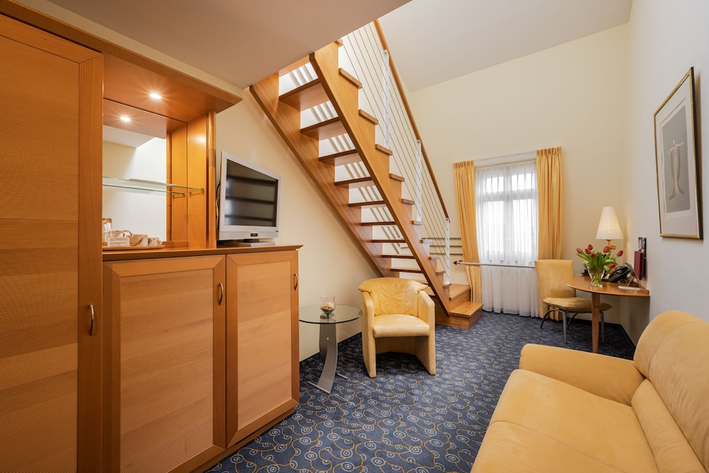 Superior Twin Room, 2 Twin Beds - Photo 26