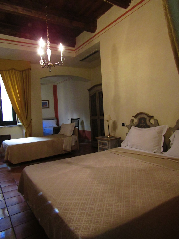 Quadruple Room photo 2