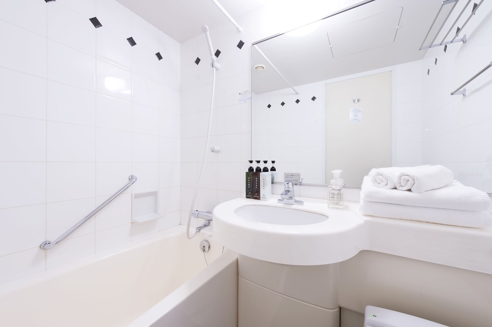 Twin Room, 2 Twin Beds, Non Smoking (16 square meter) photo 3
