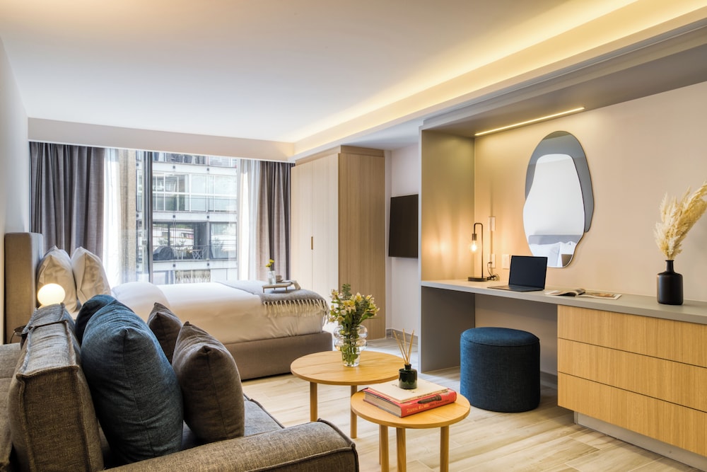 Exclusive Suite photo 1