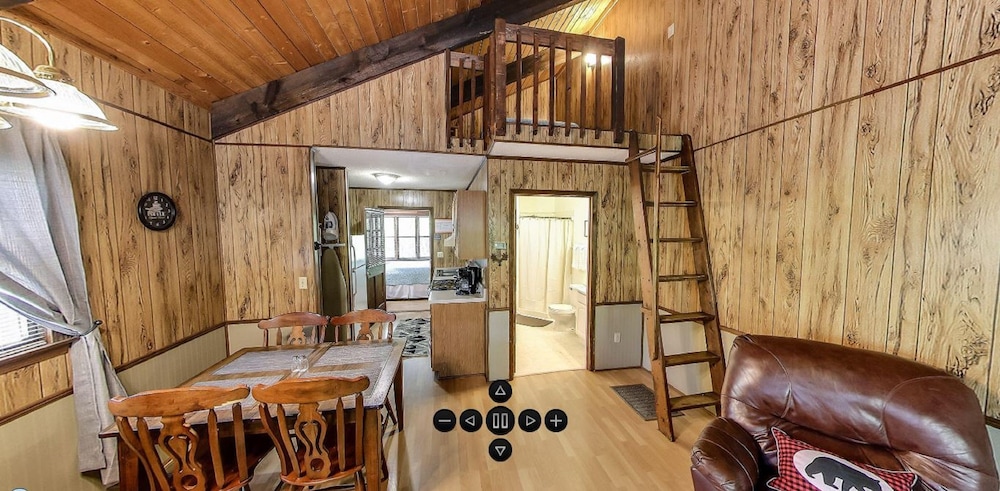 Deluxe Cabin, 1 Bedroom, Non Smoking (No Pets, Linens Included) photo 1