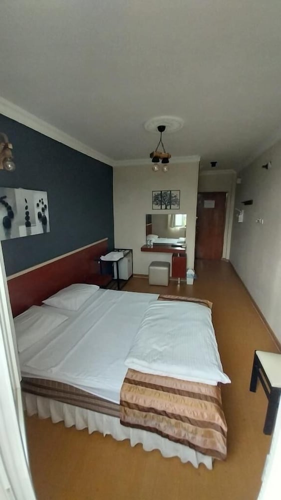 Single Room, 2 Bedrooms, Courtyard View photo 1